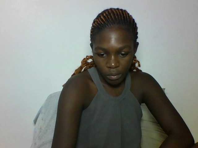 CuteVicky webcam bongacams model stream image