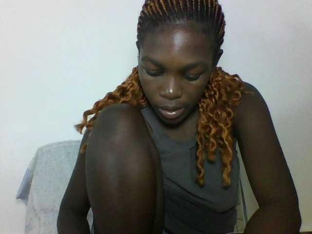 CuteVicky webcam bongacams model stream image