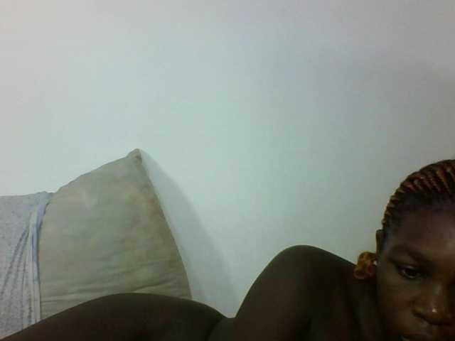 CuteVicky webcam bongacams model stream image