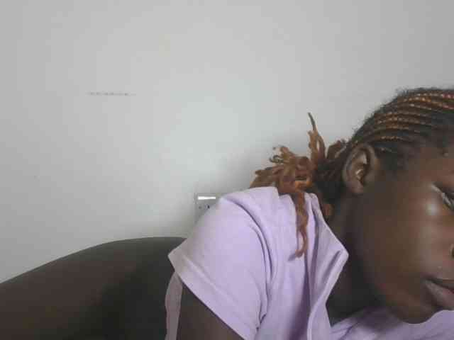 CuteVicky webcam