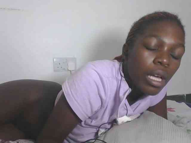 CuteVicky webcam