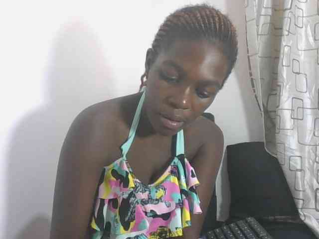 CuteVicky webcam
