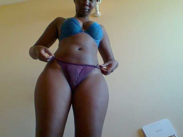 Sexyebonygal's BongaCams show and profile