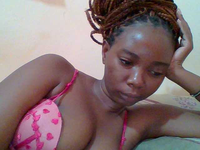  Sexyebonygal chat room