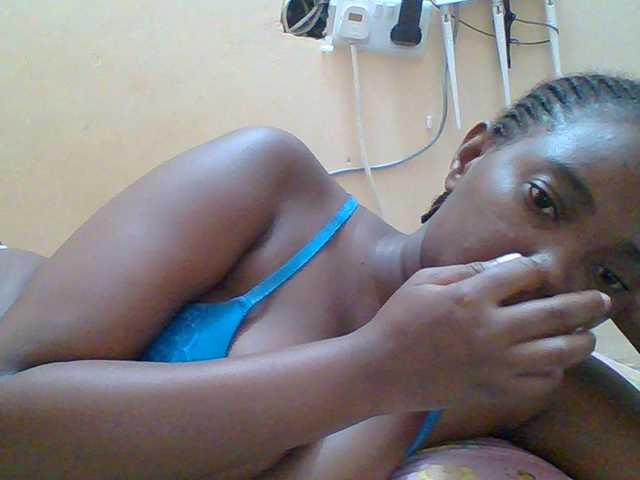 Sexyebonygal webcam bongacams model stream image