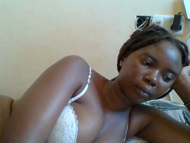 Sexyebonygal's BongaCams show and profile