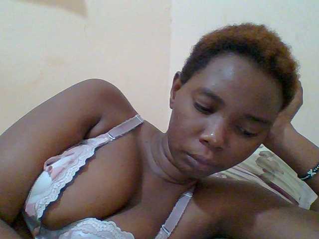 Sexyebonygal webcam bongacams model stream image