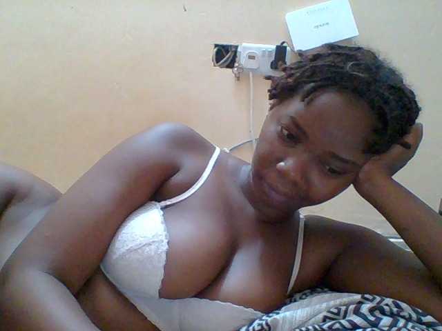 Sexyebonygal's BongaCams show and profile