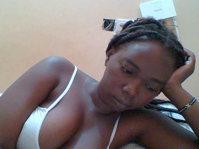 Sexyebonygal webcam bongacams model stream image