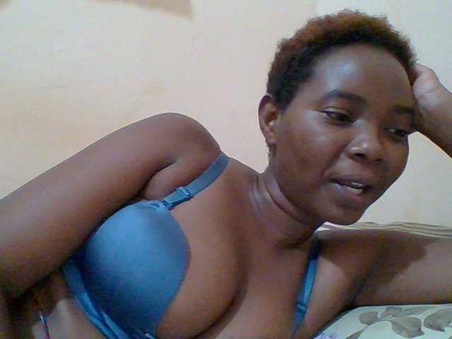 Sexyebonygal from BongaCams