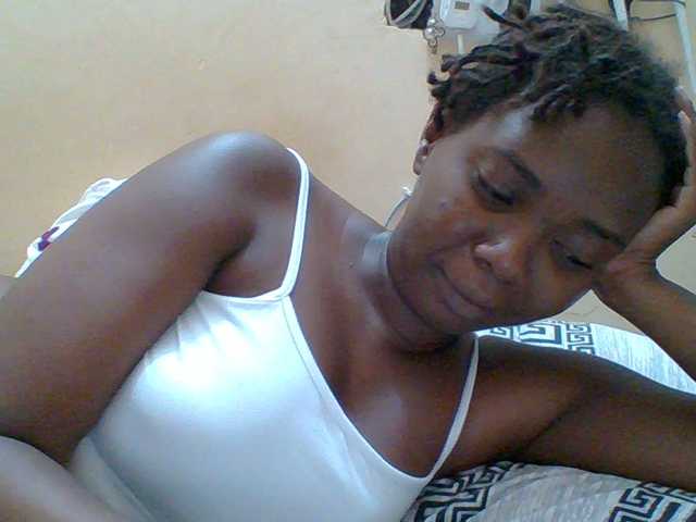 Sexyebonygal's BongaCams show and profile