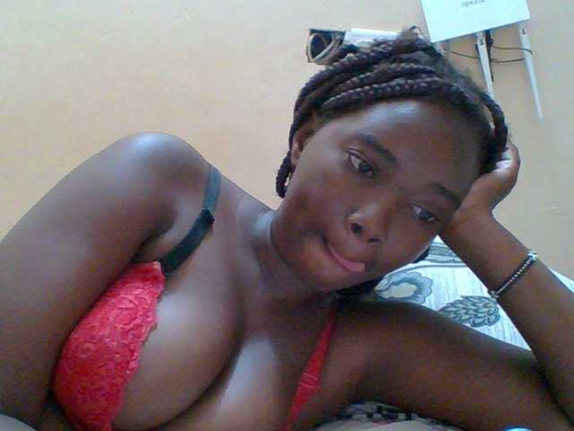 Sexyebonygal webcam bongacams model stream image