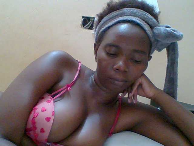 Sexyebonygal's BongaCams show and profile