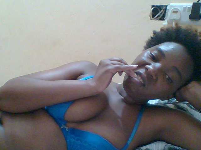 Sexyebonygal webcam bongacams model stream image