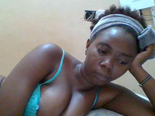 Sexyebonygal Sexyebonygal