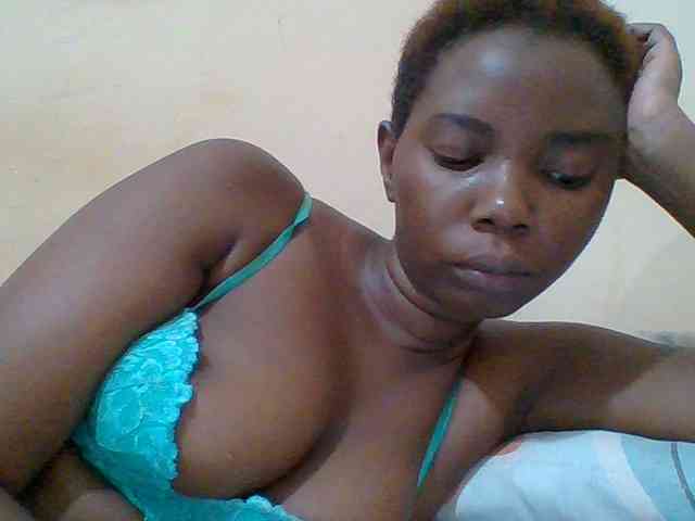 Sexyebonygal Sexyebonygal