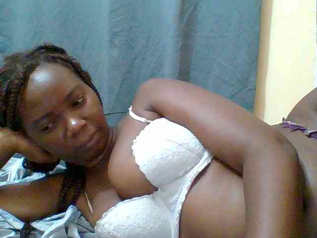 Sexyebonygal Sexyebonygal