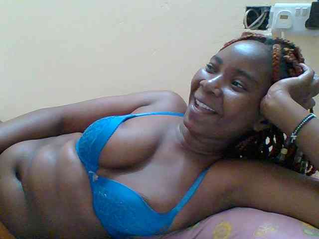 Sexyebonygal
