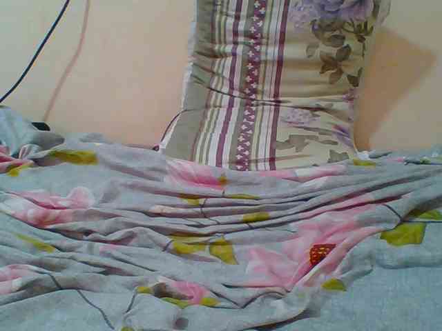 Sexyebonygal webcam