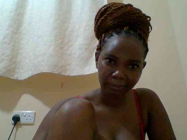 Sexyebonygal webcam