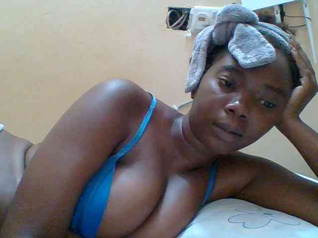 Sexyebonygal Live Webcam on BongaCams