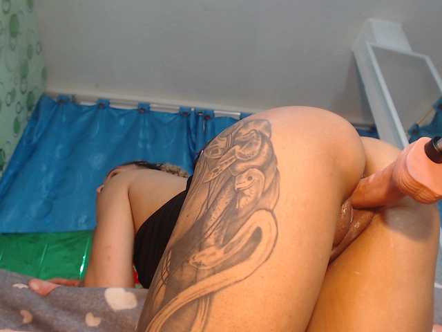 yeyecandy's BongaCams show and profile