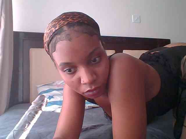 fierycaramel webcam