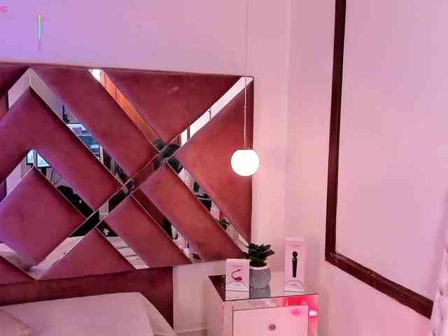 aron-cruz Live Webcam on BongaCams