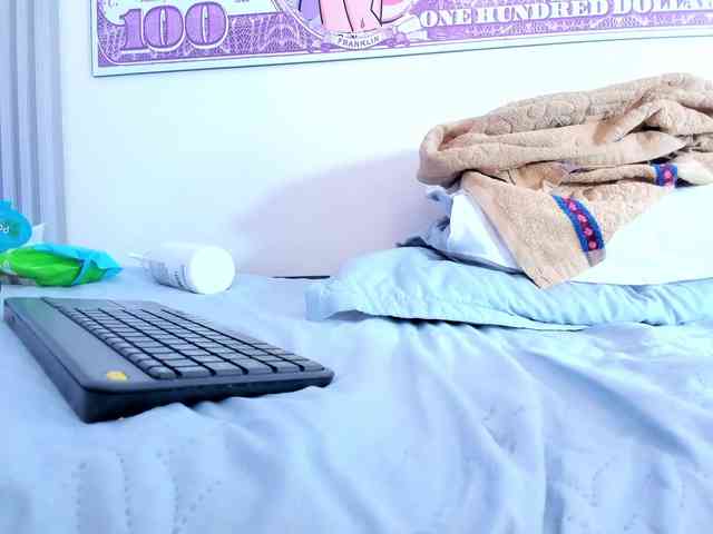Gretta-Diaz webcam