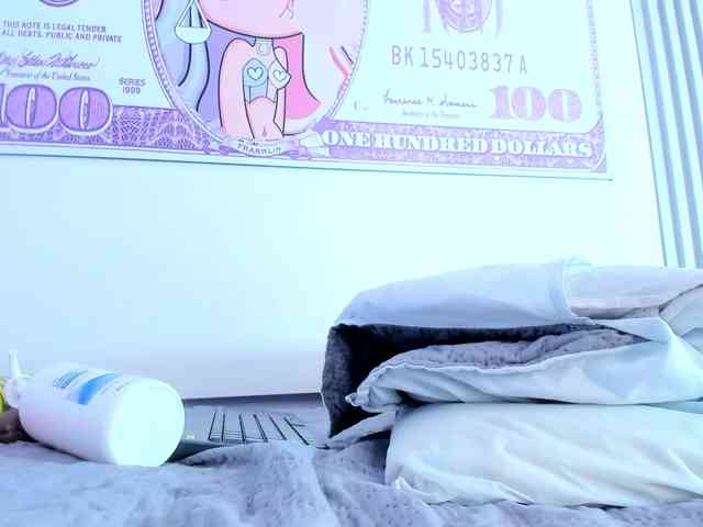 Gretta-Diaz webcam