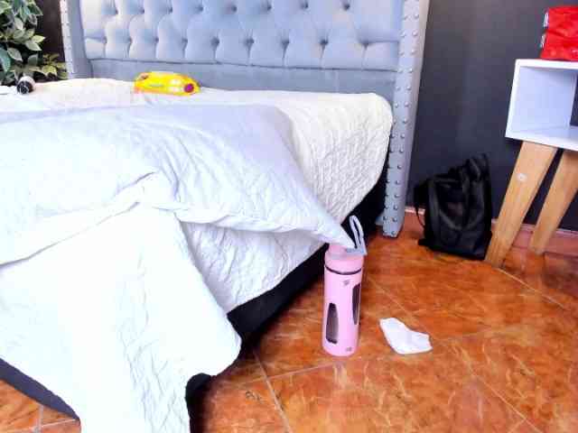 Gretta-Diaz webcam