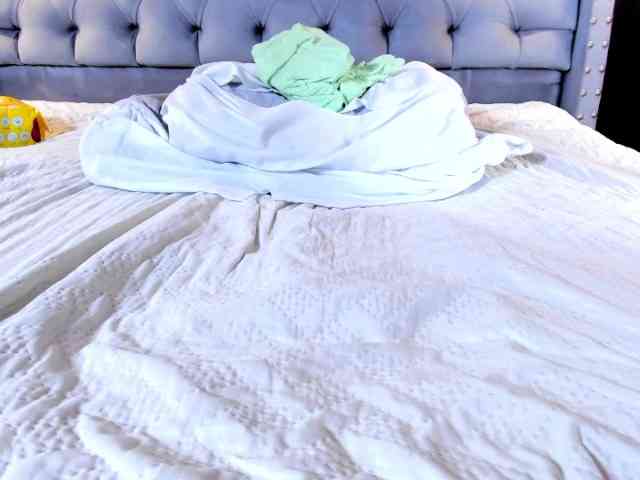 Gretta-Diaz webcam