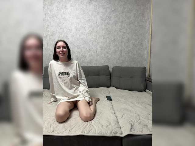 1Twix1's BongaCams show and profile