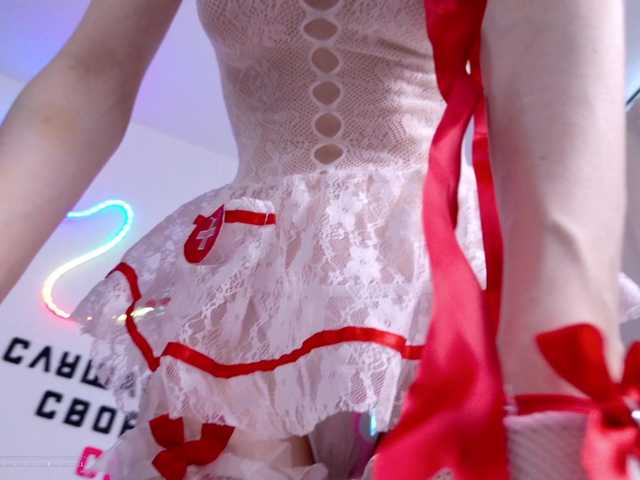 b4by-Emilia's BongaCams show and profile