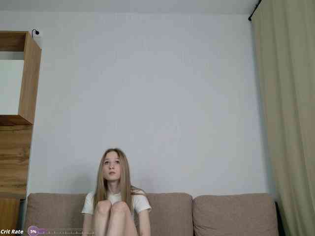 b4by-Emilia webcam