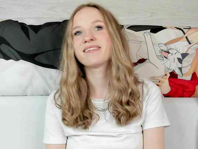 b4by-Emilia webcam