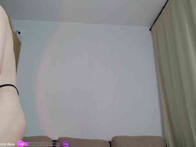 b4by-Emilia webcam