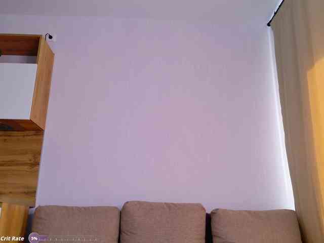 b4by-Emilia webcam
