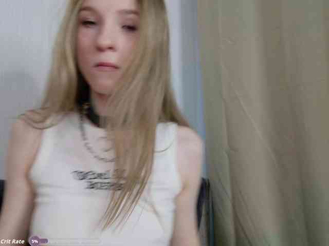 b4by-Emilia webcam