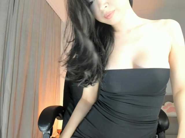 Nottiniam's BongaCams show and profile