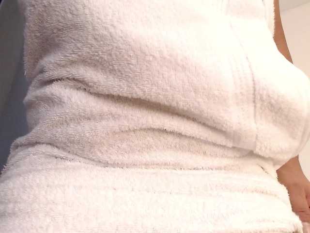 maidebram's BongaCams show and profile