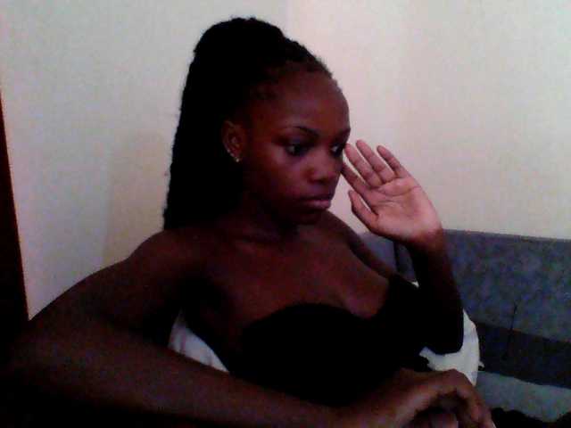 Pinkypetite's BongaCams show and profile