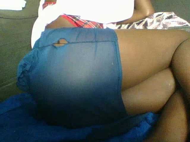 Pinkypetite's BongaCams show and profile