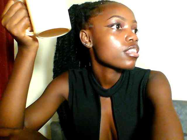 Pinkypetite Pinkypetite