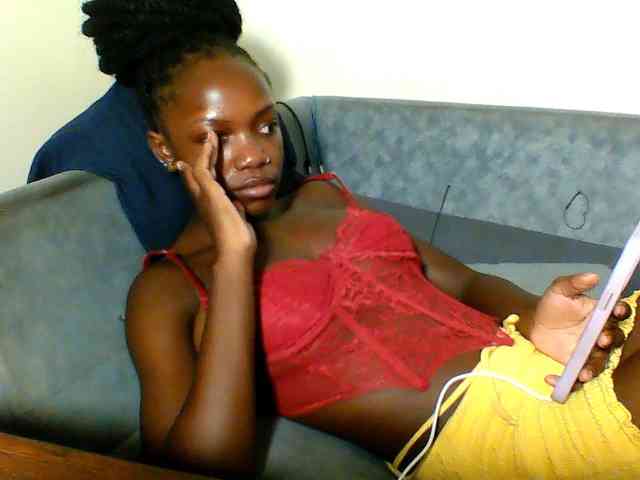 Pinkypetite Pinkypetite