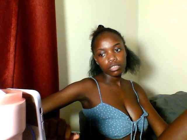 Pinkypetite Pinkypetite