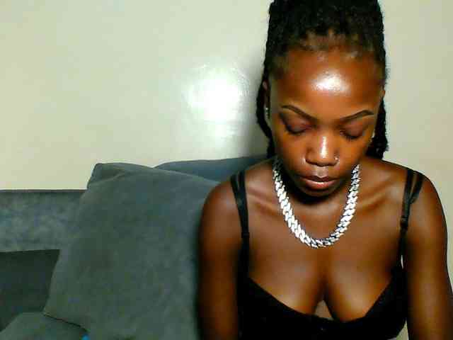 Pinkypetite Pinkypetite