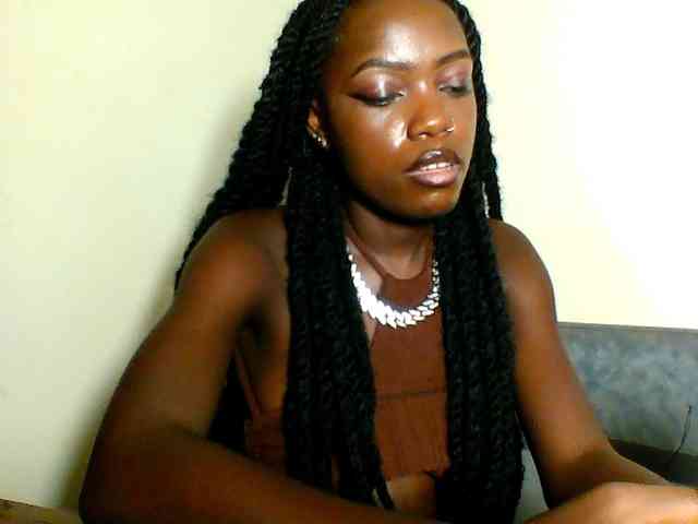 Pinkypetite Pinkypetite