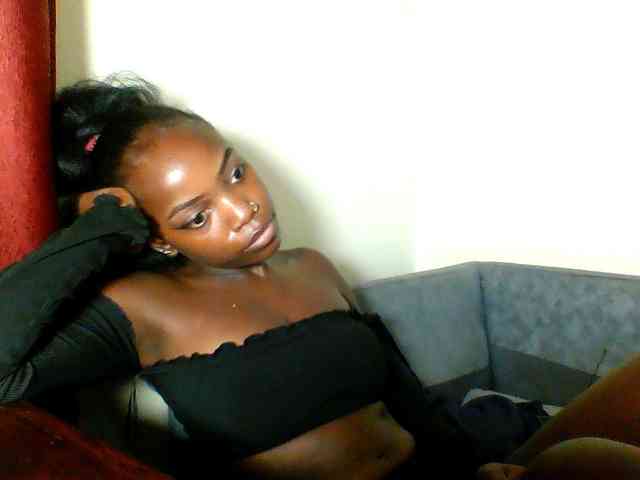 Pinkypetite Pinkypetite