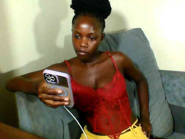 Pinkypetite Pinkypetite